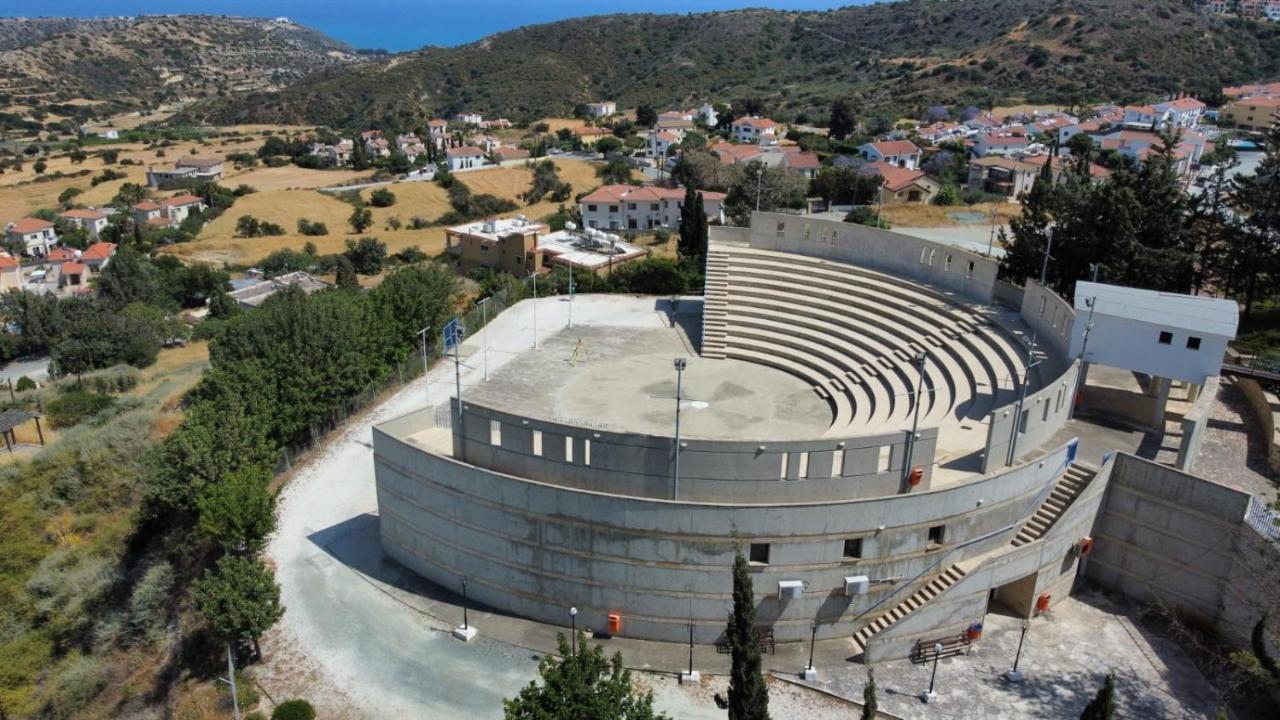 Pissouriana Hotel Apartments Εξωτερικό φωτογραφία